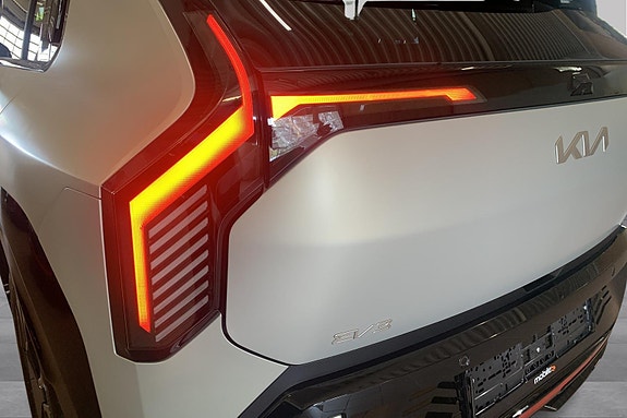 Kia EV3 26 of 28