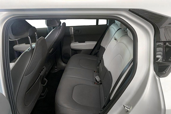 Kia EV3 7 of 28