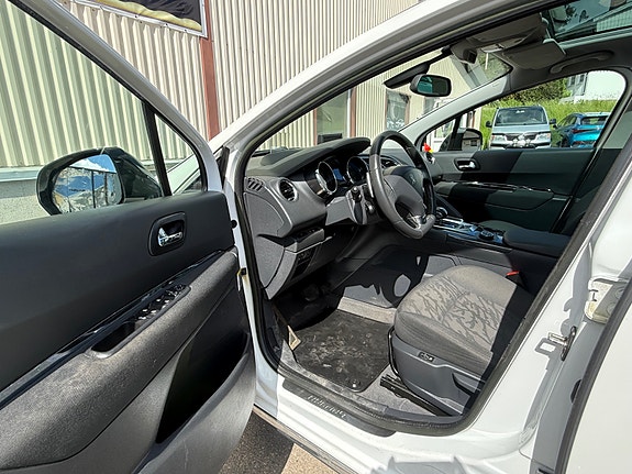 Peugeot 3008 23 of 30