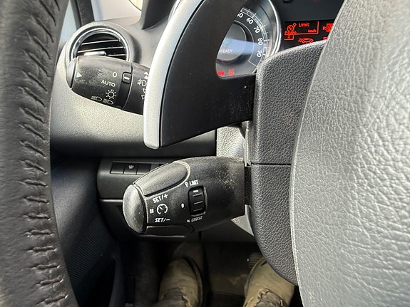 Peugeot 3008 13 of 30