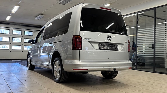 Volkswagen Caddy Maxi 5 of 5