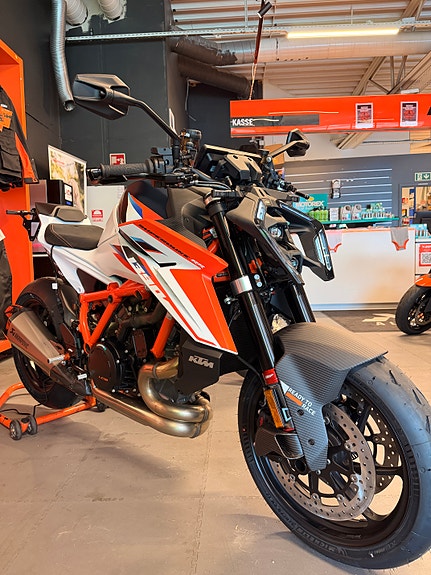 KTM 1390 Super Duke RR | 3,99% rentekampanje | Utvidet garanti 15 of 27