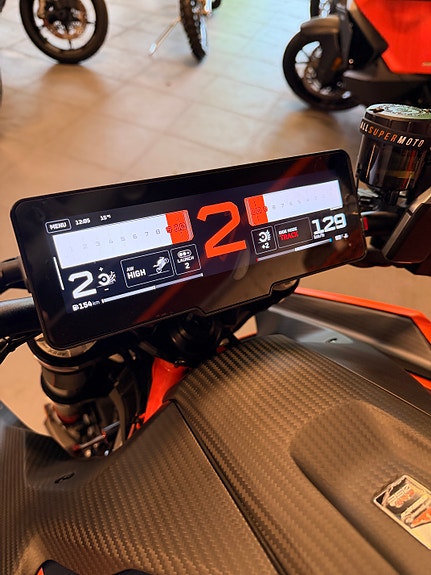 KTM 1390 Super Duke RR | 3,99% rentekampanje | Utvidet garanti 27 of 27
