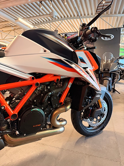 KTM 1390 Super Duke RR | 3,99% rentekampanje | Utvidet garanti 20 of 27