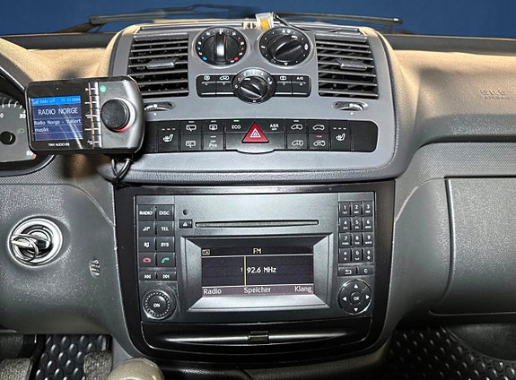 Mercedes-Benz Vito 113 16 of 30