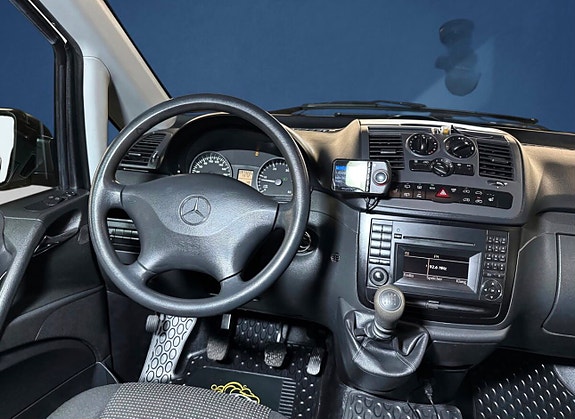Mercedes-Benz Vito 113 13 of 30