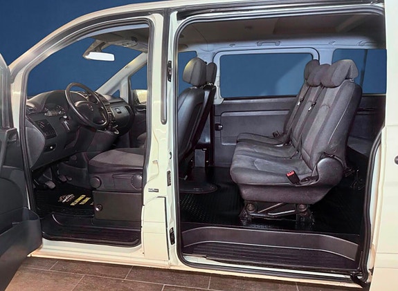 Mercedes-Benz Vito 113 25 of 30