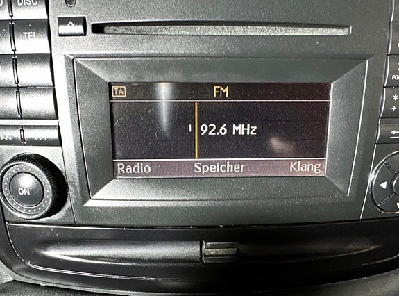 Mercedes-Benz Vito 113 17 of 30