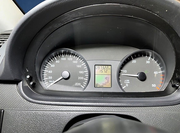 Mercedes-Benz Vito 113 12 of 30
