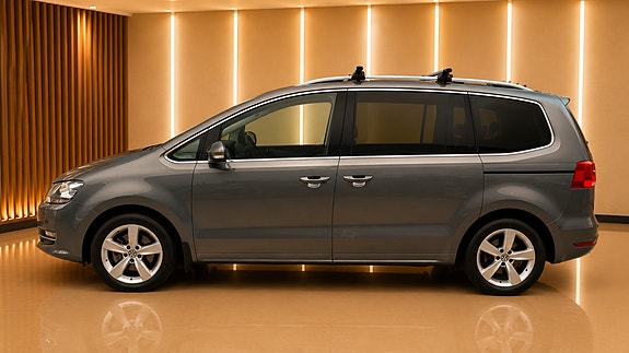 Volkswagen Sharan 3 of 5