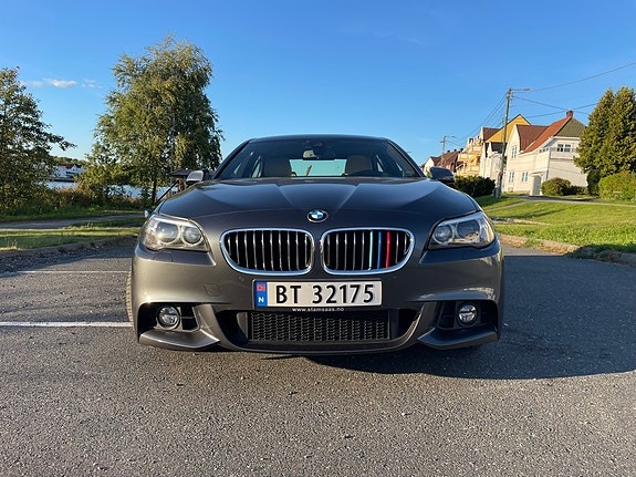 BMW 520d 2 of 27