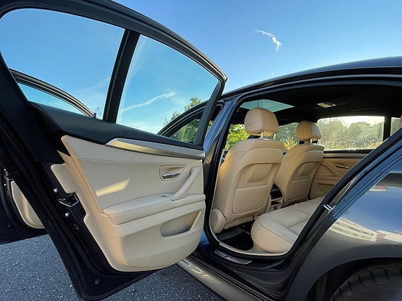 BMW 520d 15 of 27