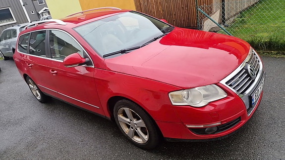 Volkswagen Passat 9 of 16