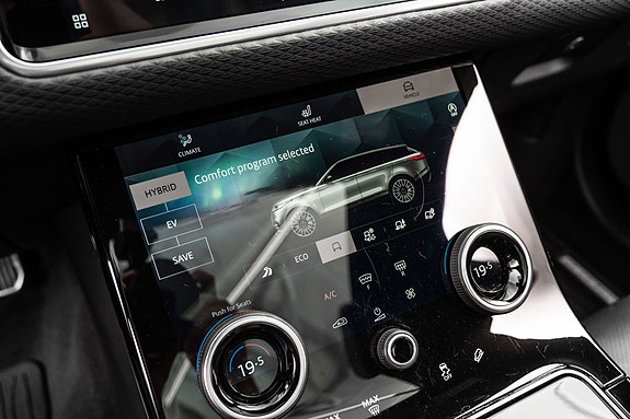 Land Rover Range Rover Velar 20 of 30