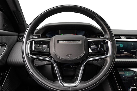 Land Rover Range Rover Velar 16 of 30