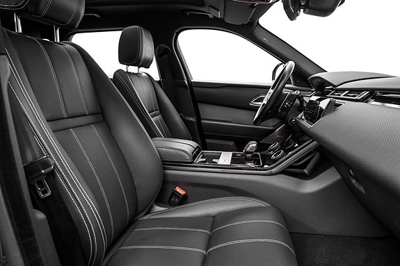 Land Rover Range Rover Velar 30 of 30