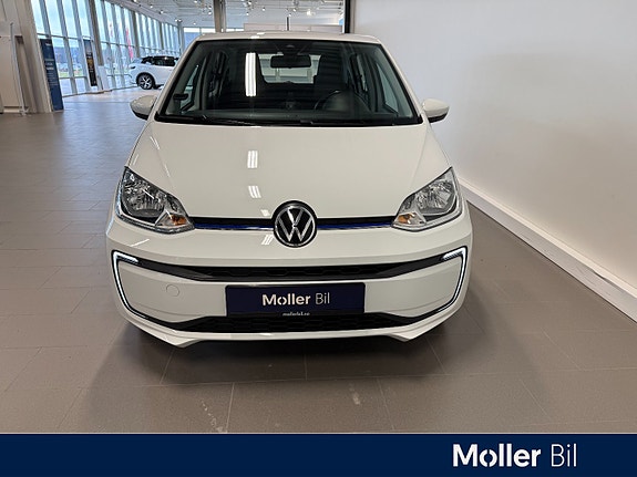 Volkswagen UP! 3 of 5