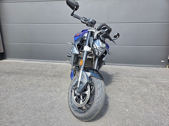 BMW F 900 R 4 of 5
