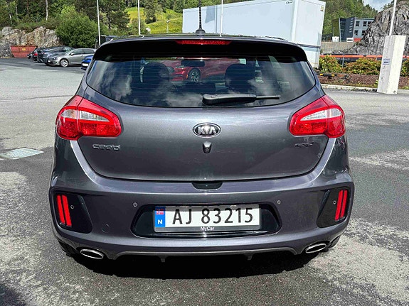 Kia Ceed 4 of 5