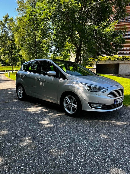 Ford C-Max 10 of 30