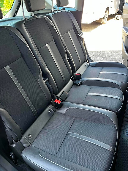 Ford C-Max 23 of 30