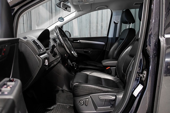 Volkswagen Sharan 18 of 30