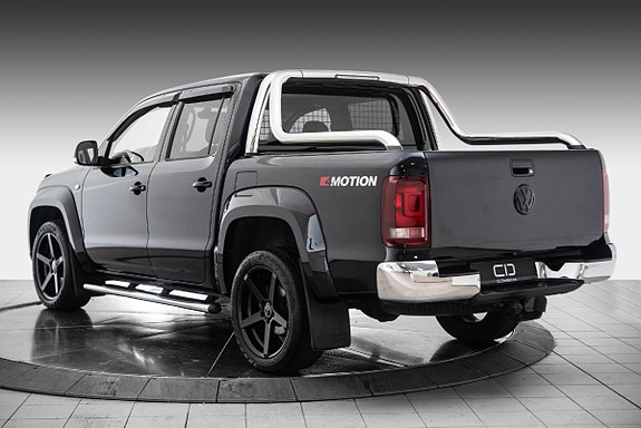Volkswagen Amarok 3 of 5