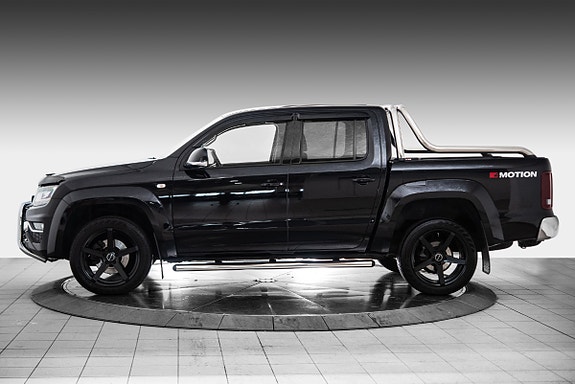 Volkswagen Amarok 2 of 5