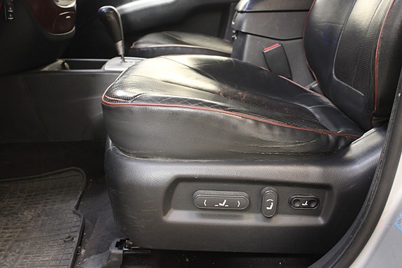 Hyundai Santa Fe 15 of 30