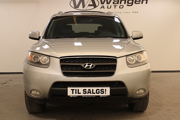 Hyundai Santa Fe 2 of 5