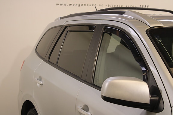 Hyundai Santa Fe 10 of 30