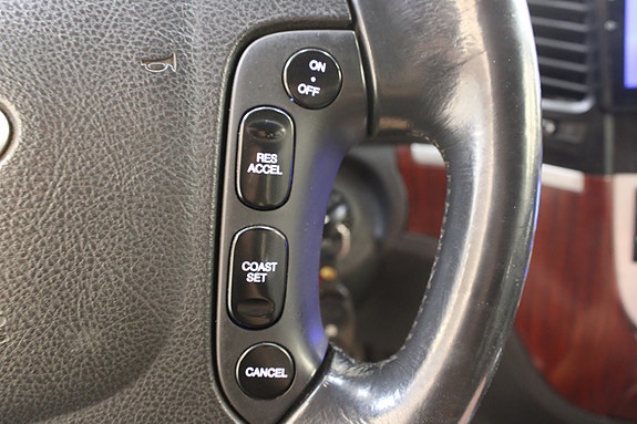 Hyundai Santa Fe 20 of 30
