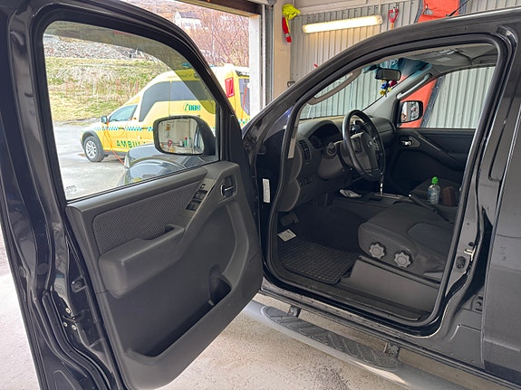 Nissan Navara 5 of 5