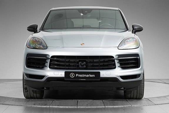 Porsche Cayenne Coupe 3 of 5