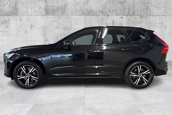 Volvo XC60 2 of 5