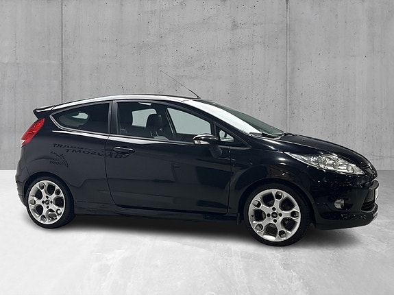 Ford Fiesta 3 of 5