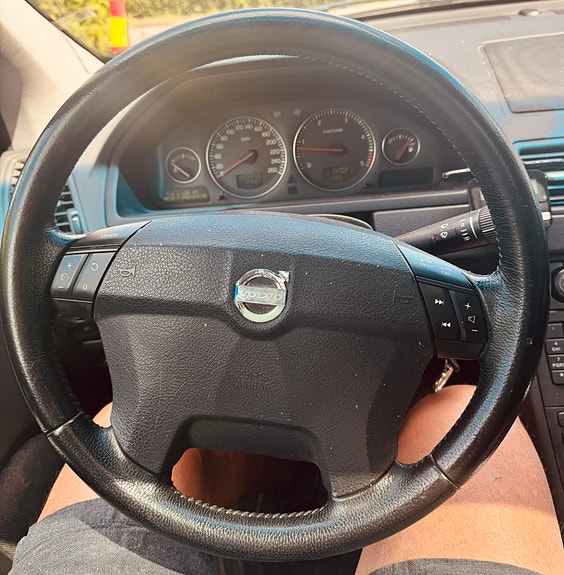 Volvo XC90 5 of 5
