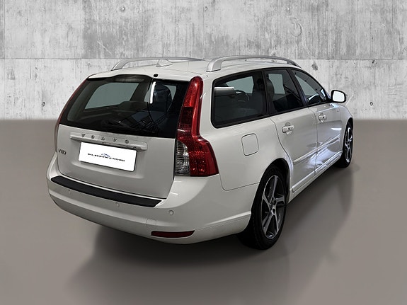 Volvo V50 6 of 20