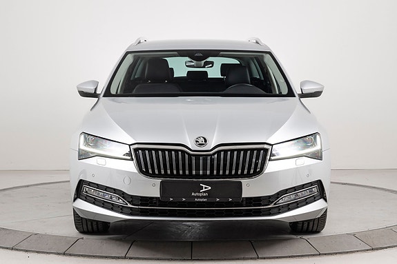 Skoda Superb 4 of 5