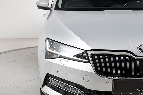 Skoda Superb 5 of 5
