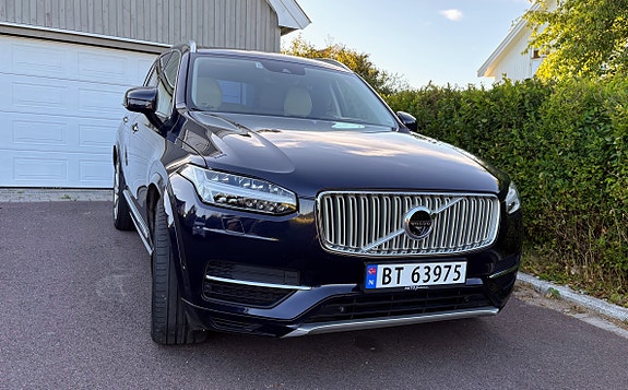 Volvo XC90 19 of 19