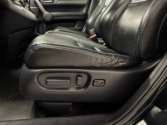 Honda CR-V 14 of 30