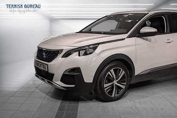 Peugeot 3008 2 of 5