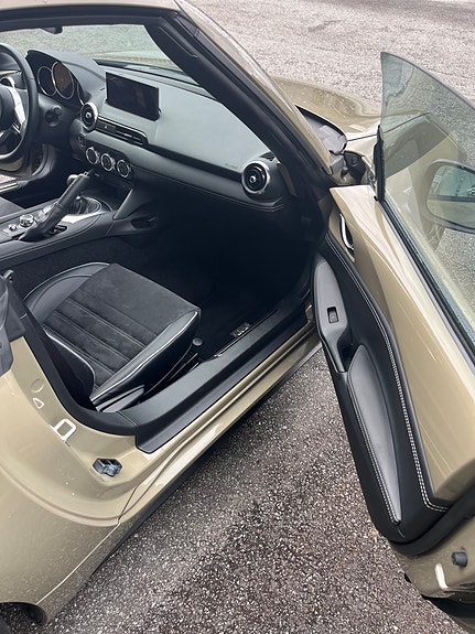 Mazda MX-5 5 of 5