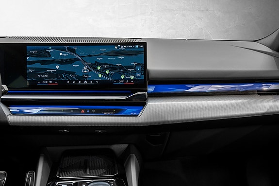 BMW i5 25 of 30