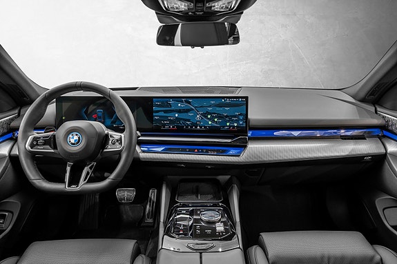 BMW i5 20 of 30