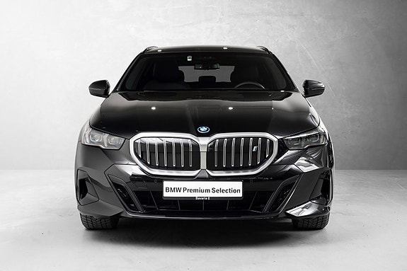BMW i5 6 of 30