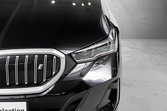 BMW i5 8 of 30