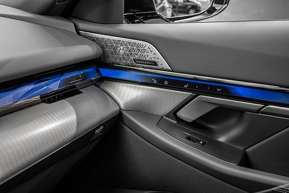 BMW i5 14 of 30