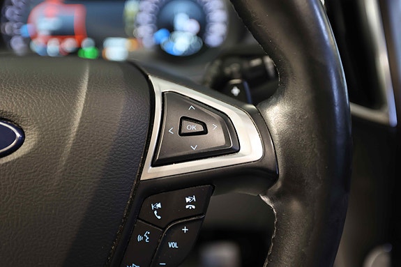 Ford S-MAX 16 of 30